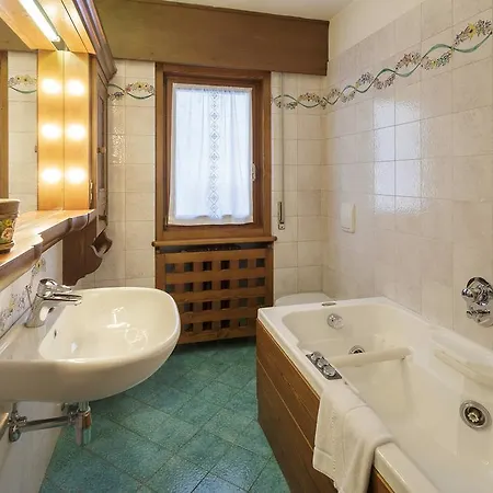 L'ampezzana - Stayincortina *